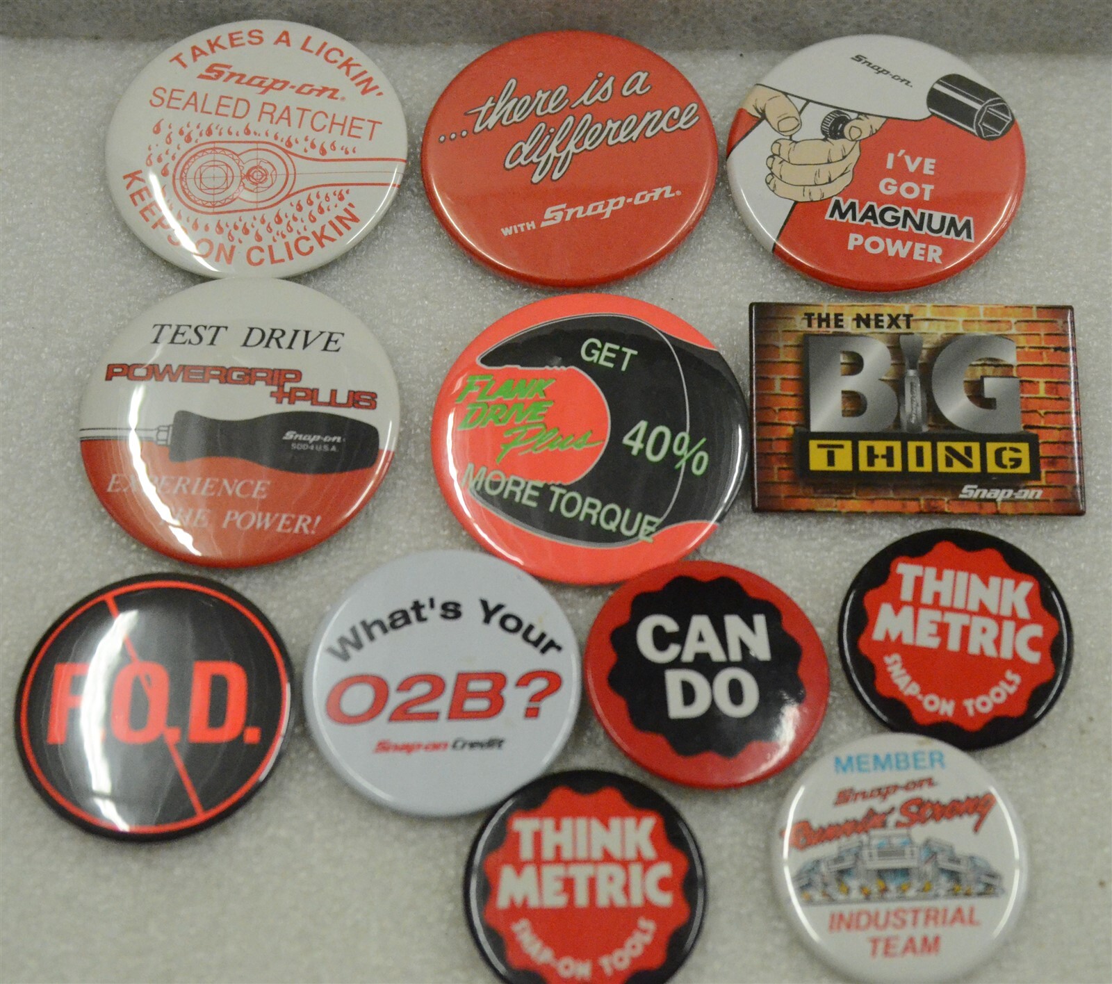Snap-on Tools (12) New Old Stock NOS Vintage 1970's - 90's Pin Back Buttons