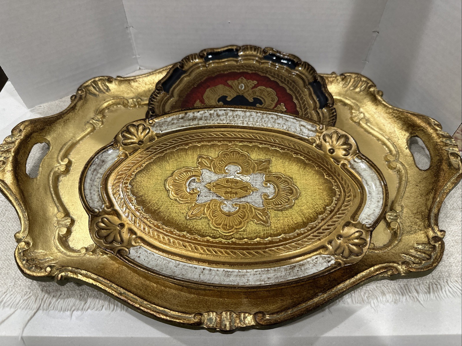 VTG Italian Florentine Giltwood Trays Set Of 3 Hand Decorated Hollywood Regency