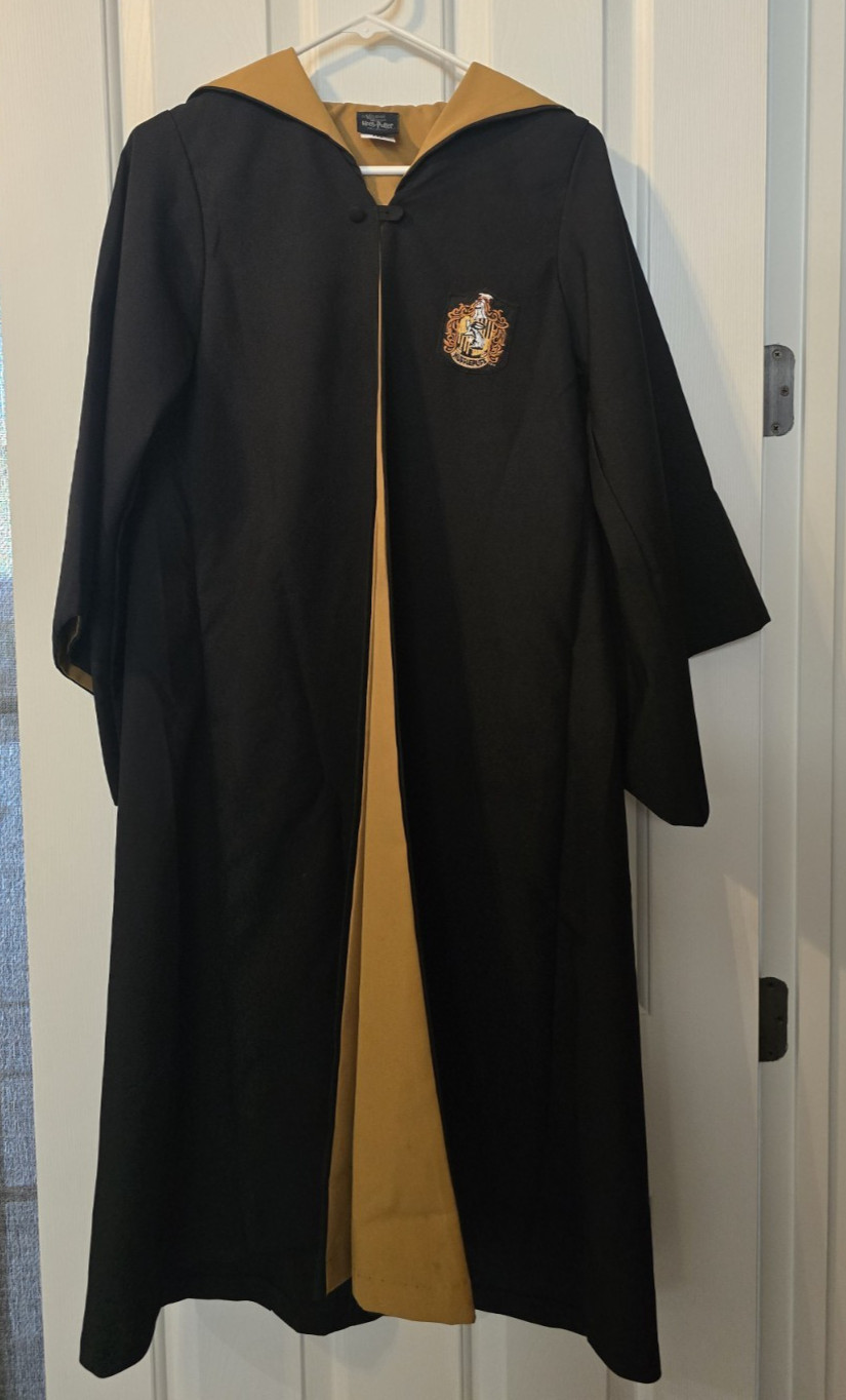 Official Universal Studios Harry Potter Hufflepuff Wizard Robe Hooded XXS Youth