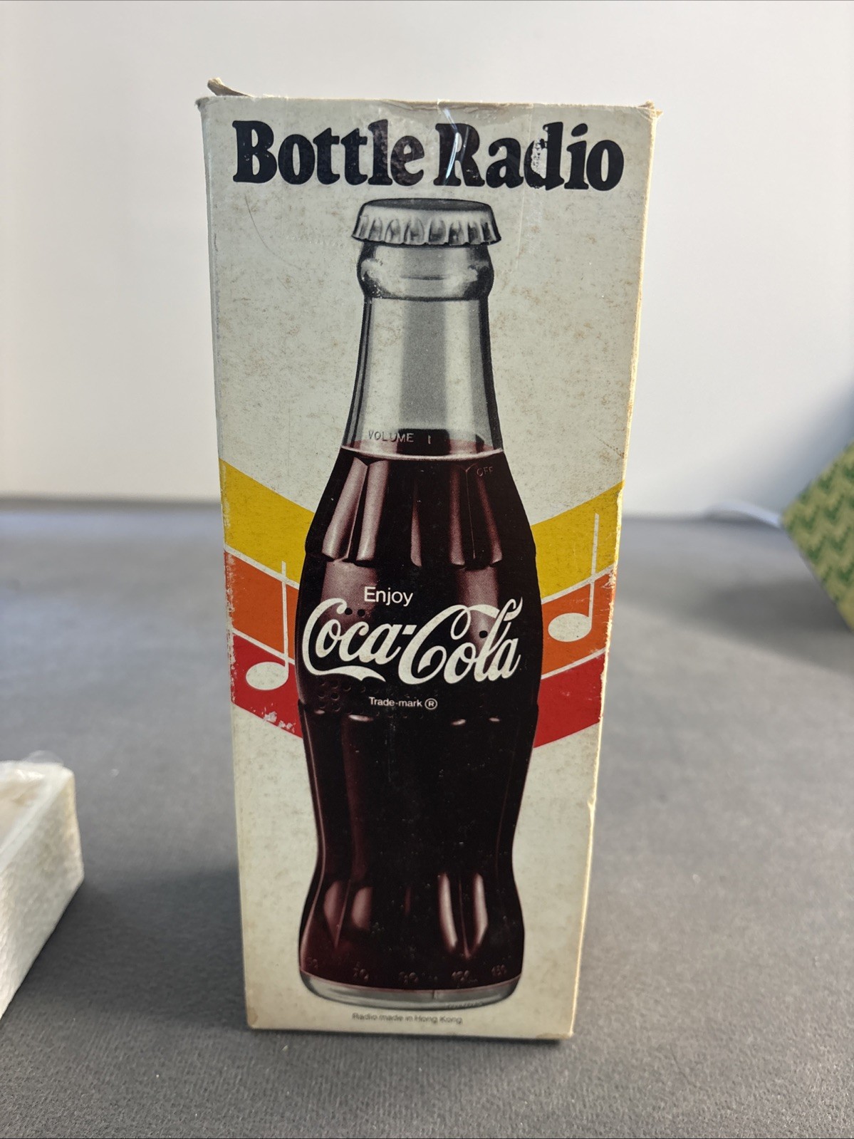 NOS Vintage Coca-Cola Bottle AM Transistor Radio Hong Kong w/ Original Box