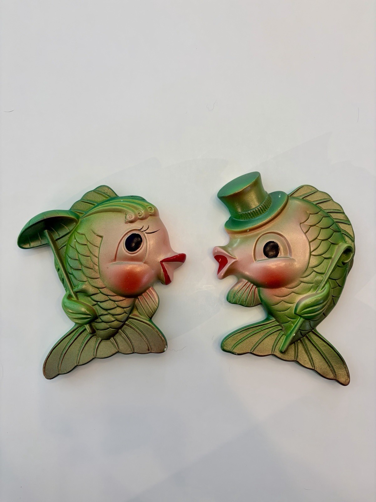 Vintage Chalkware Wall Plaques Kissing Fish 1968 Miller Studio Set Of 2 Metallic