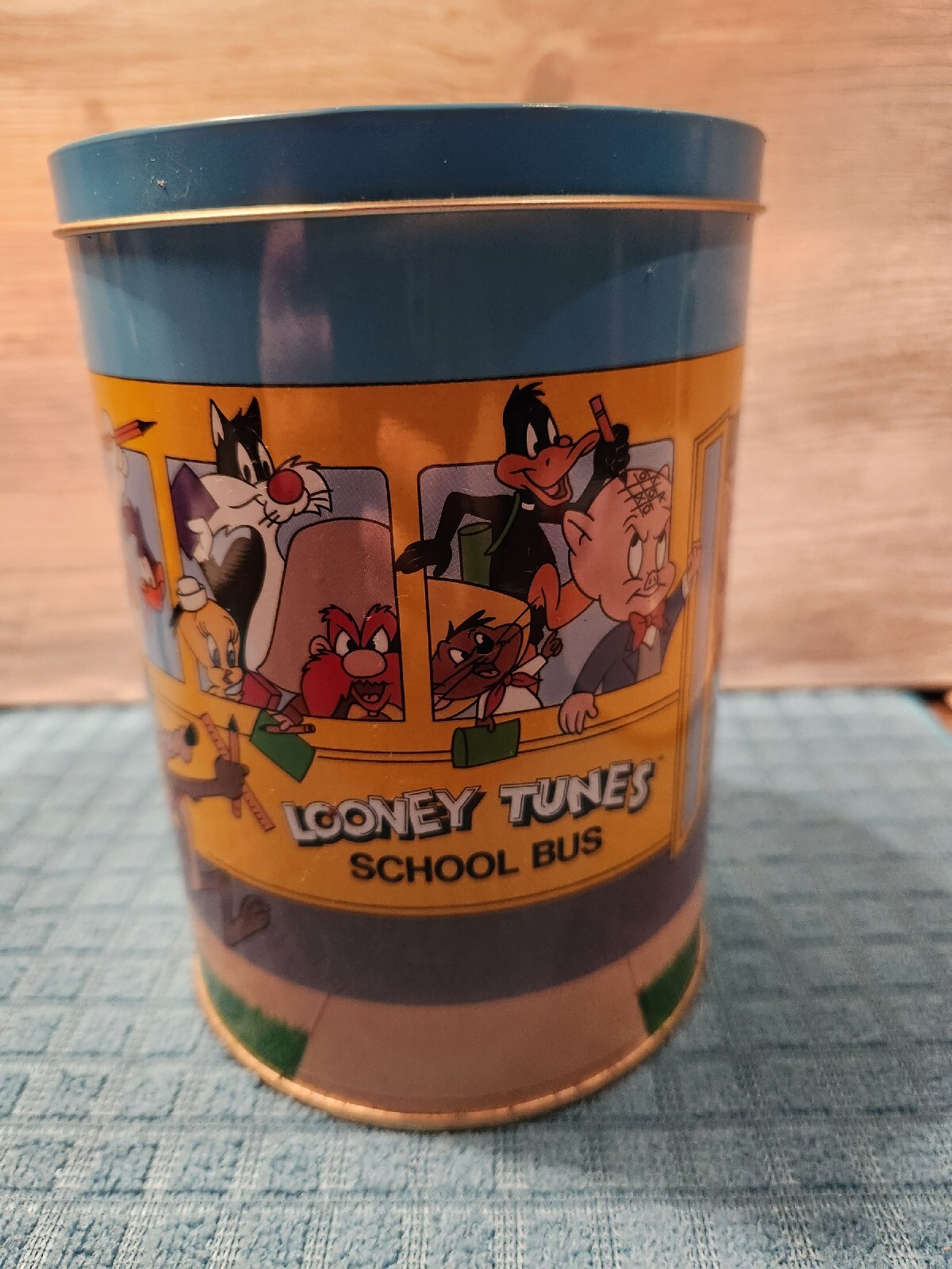 Vintage 1990s Looney Tunes Tin Container All the Tunes Together