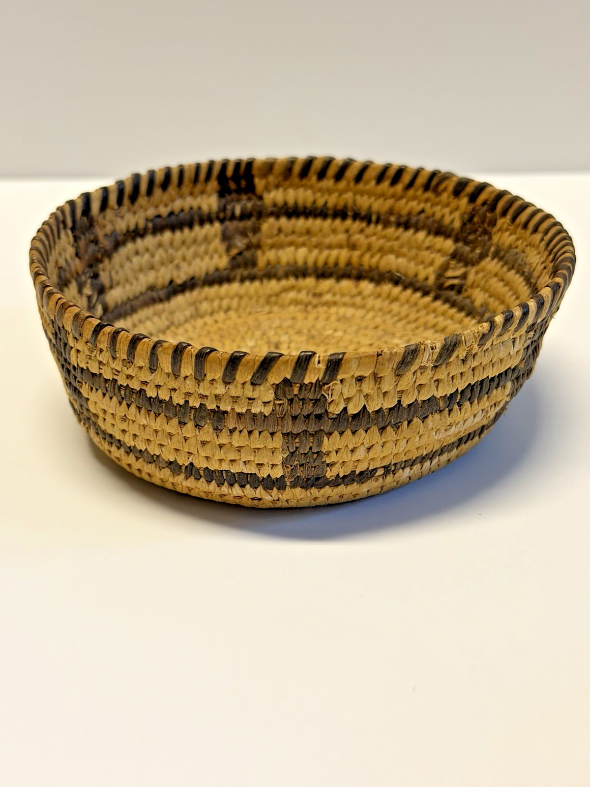 Vintage Native American Indian Tohono O'odham (Papago) Coiled Basket