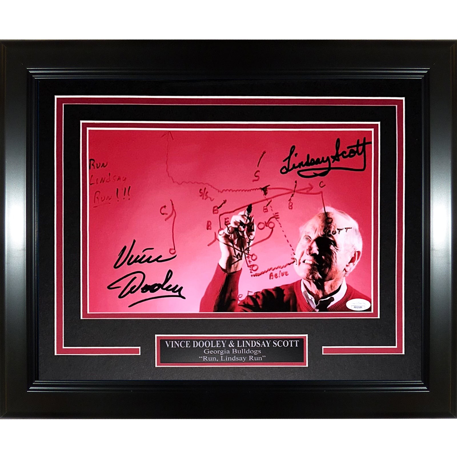 Vince Dooley And Lindsay Scott Autographed Georgia Bulldogs (Run Lindsay Run Pla