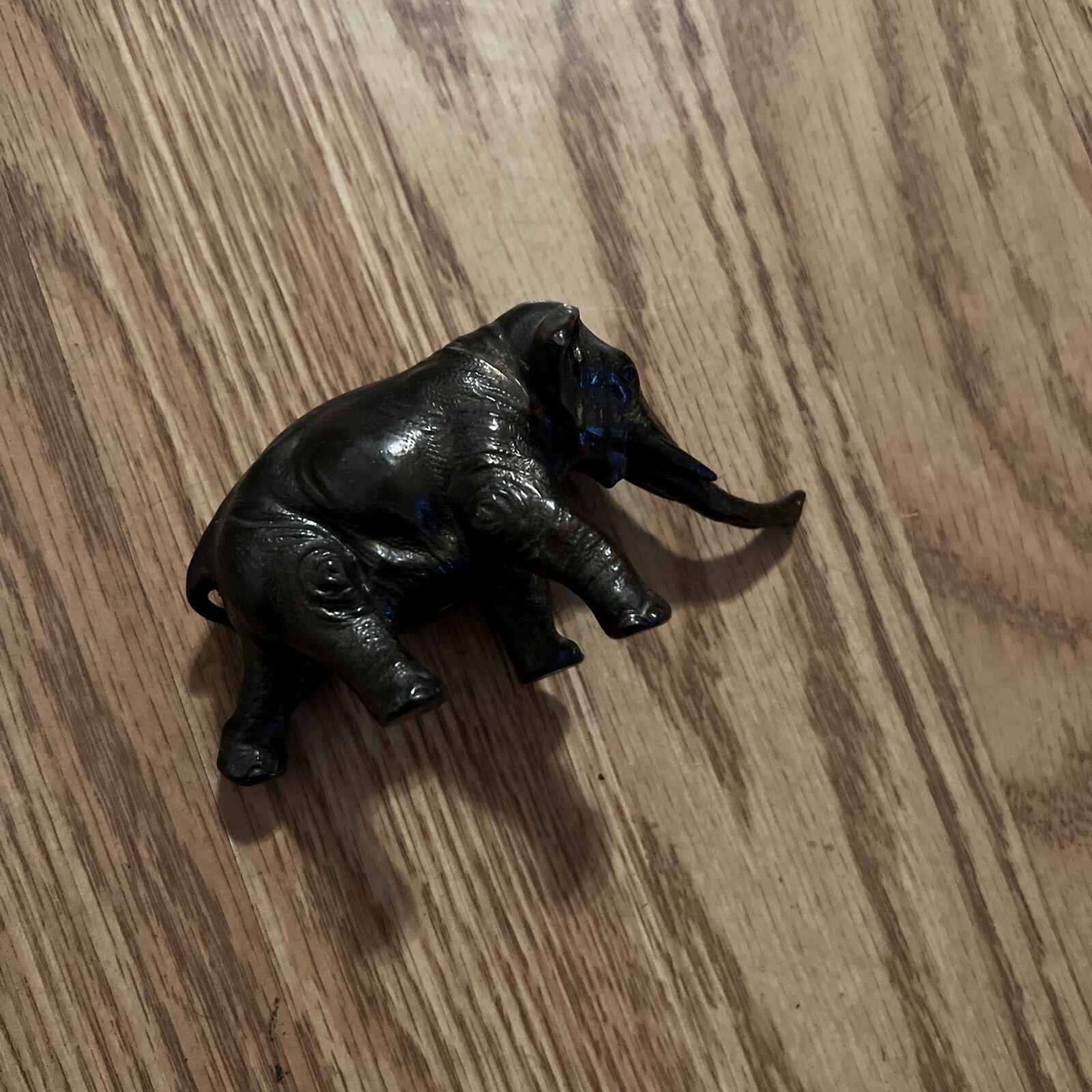 Antique Cast Iron  Elephant Decorative Art Figurine