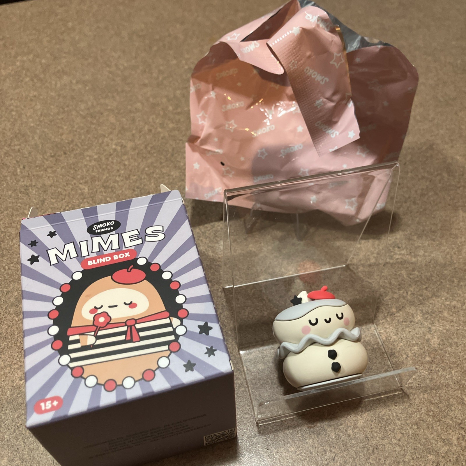 Smoko Friends Mime Blind Box Series: Sofia Souffle Mime Figure