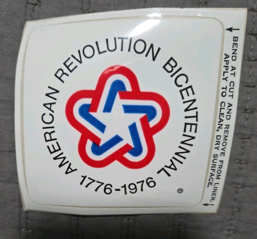 AMERICAN REVOLUTION BICENTENNIAL 1776-1976 STICKER AMERICAN REVOLUTION BICENTENNIAL 1776-1976 STICKER