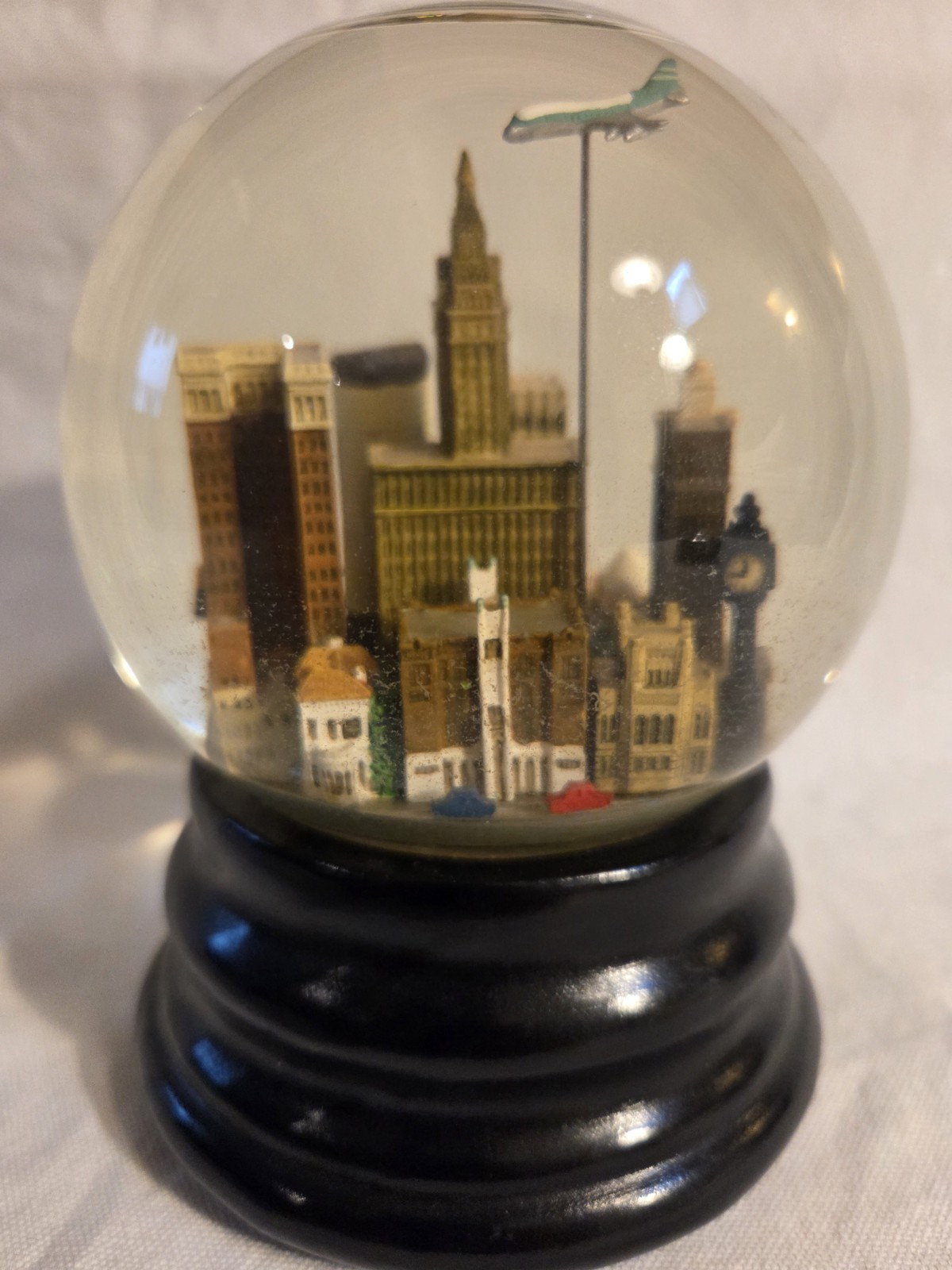 Saks Fifth Avenue Tulsa Oklahoma Musical Snow Globe Three Jays Imports JJJ