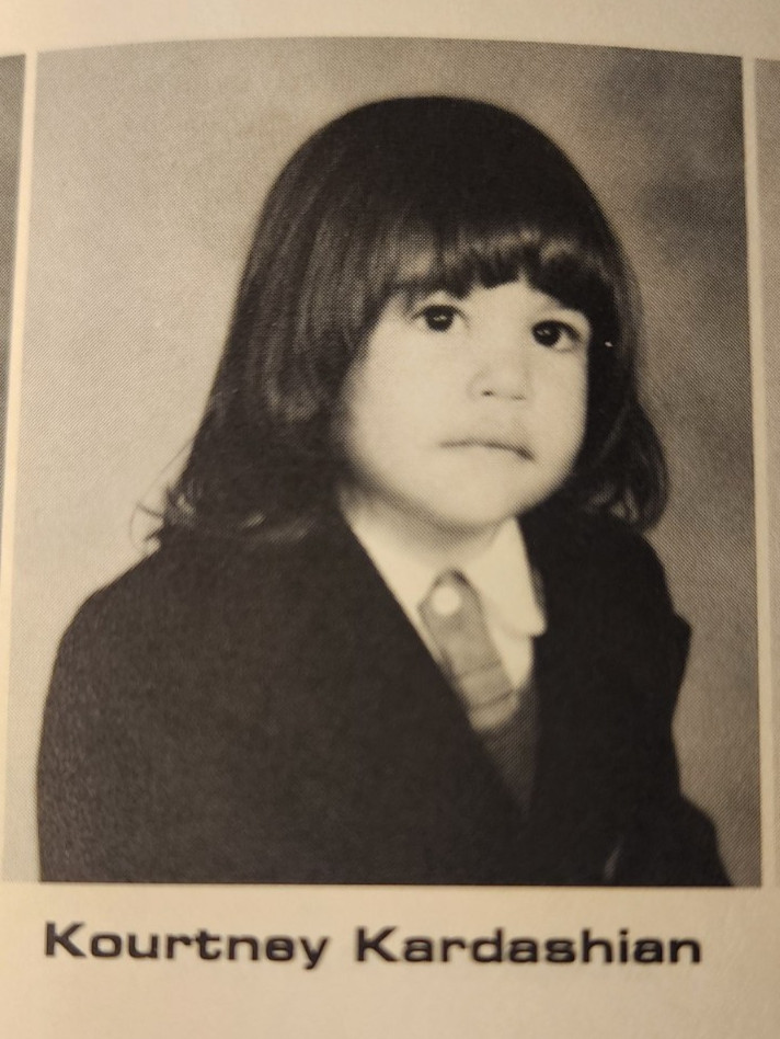 1982 BUCKLEY SCHOOL YEARBOOK KARDASHIAN, DERN, JACKSON, WHELAN, GILBERT, ELLIS