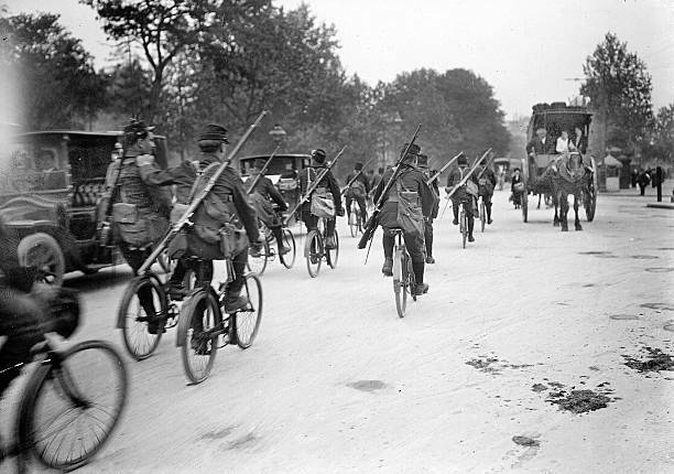 WWI Departure of a cyclist battalion on 1915 OLD PHOTO