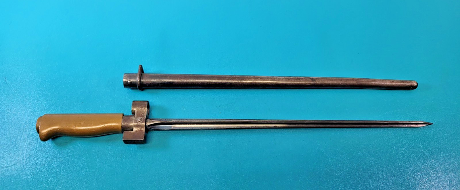 French Model 1886 /91/16/35 Military Lebel Rifle Short Bayonet + Scabbard TR814