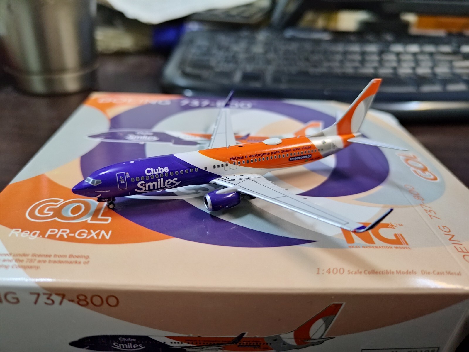 1:400 GOL 737-800 Smile PR-GXI NG Models 1:400 GOL 737-800 Smile PR-GXI NG Models