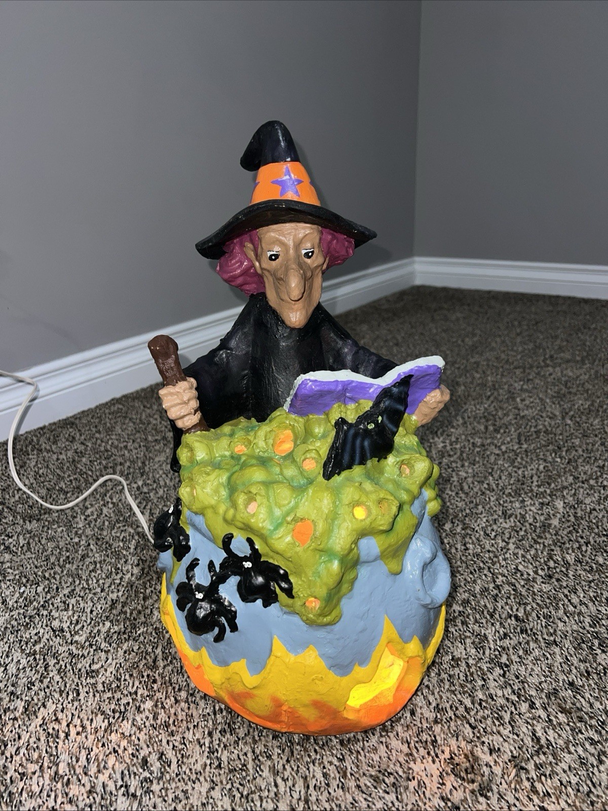 VINTAGE  1996 MATRIX PLASTIC FOAM BLOWMOLD HALLOWEEN WITCH BREW CAULDRON
