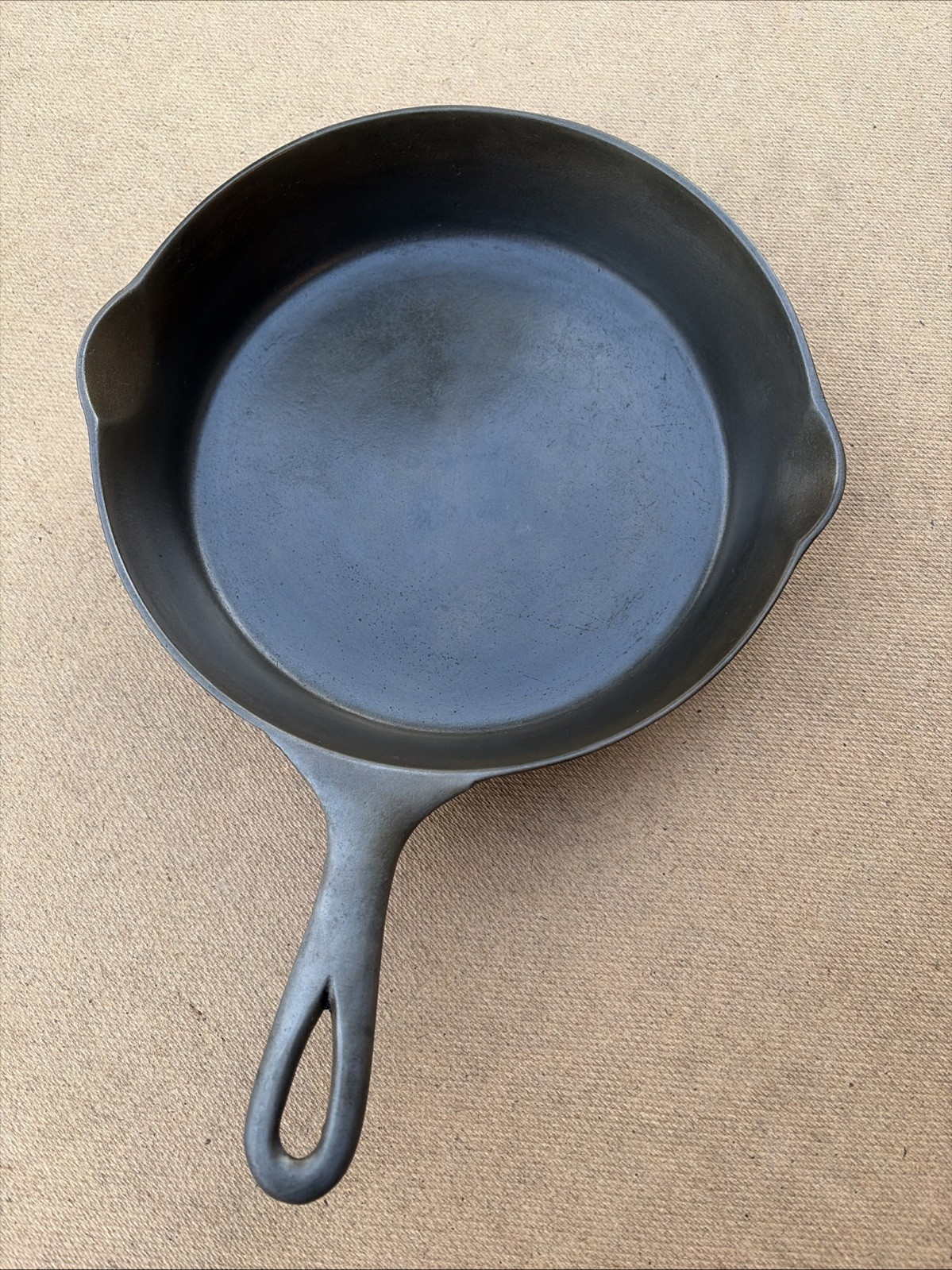 Pre Griswold Erie #7 Cast Iron Skillet Heat Ring Bottom