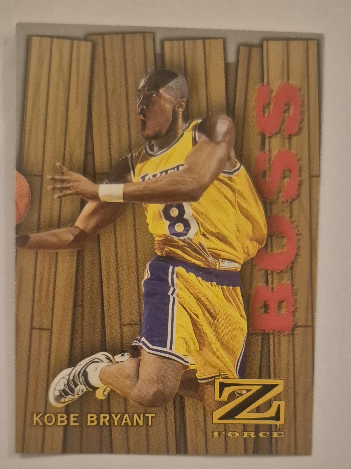 SkyBox Z-Force 1997-98 Kobe Bryant Lakers Insert #3 of 20/B Slam Dunk SkyBox Z-Force 1997-98 Kobe Bryant Lakers Insert #3 of 20/B Slam Dunk
