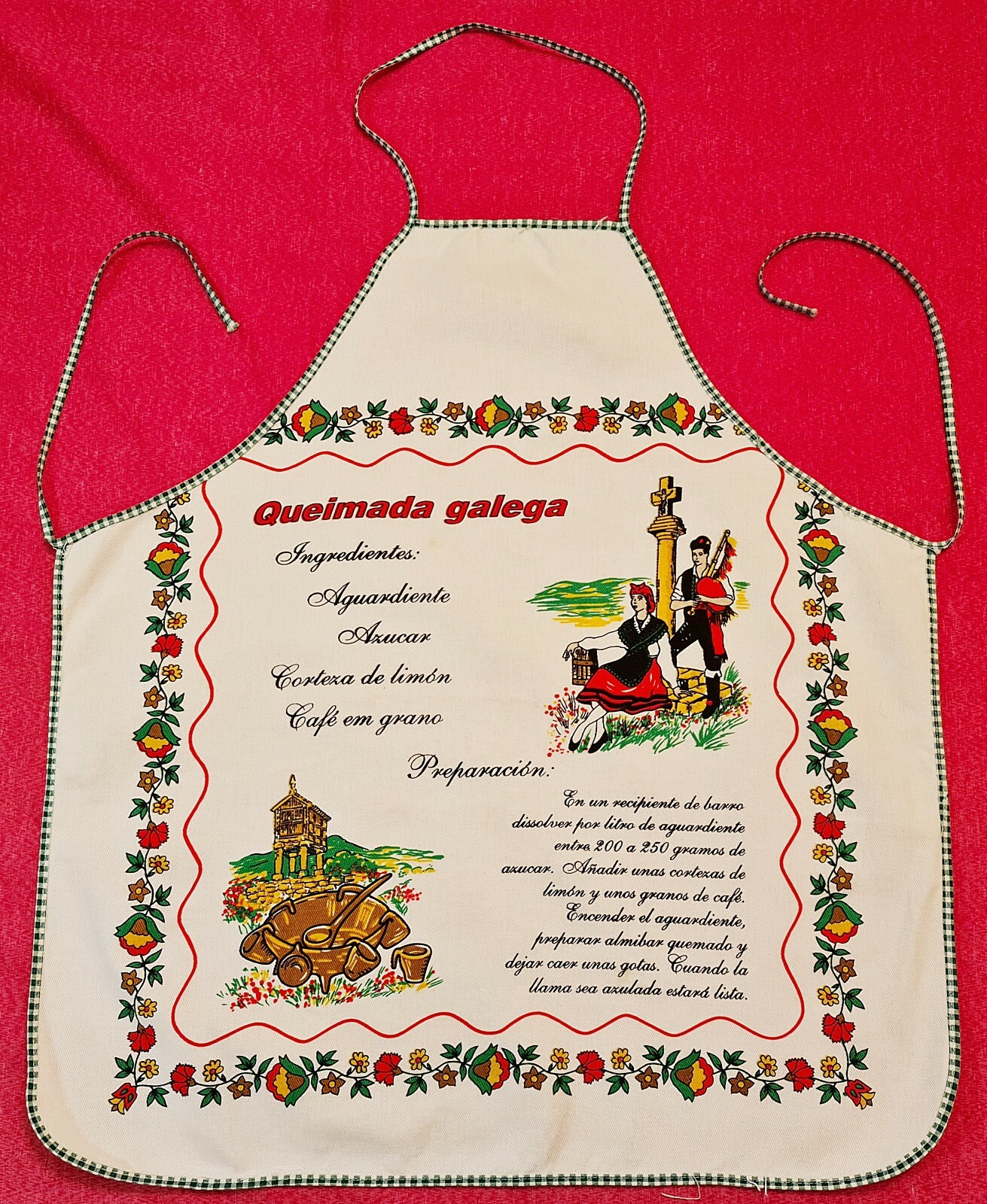 VINTAGE SPAIN FOLKLORE KITCHEN ART RECIPE WHITE RED GREEN COTTON APRON
