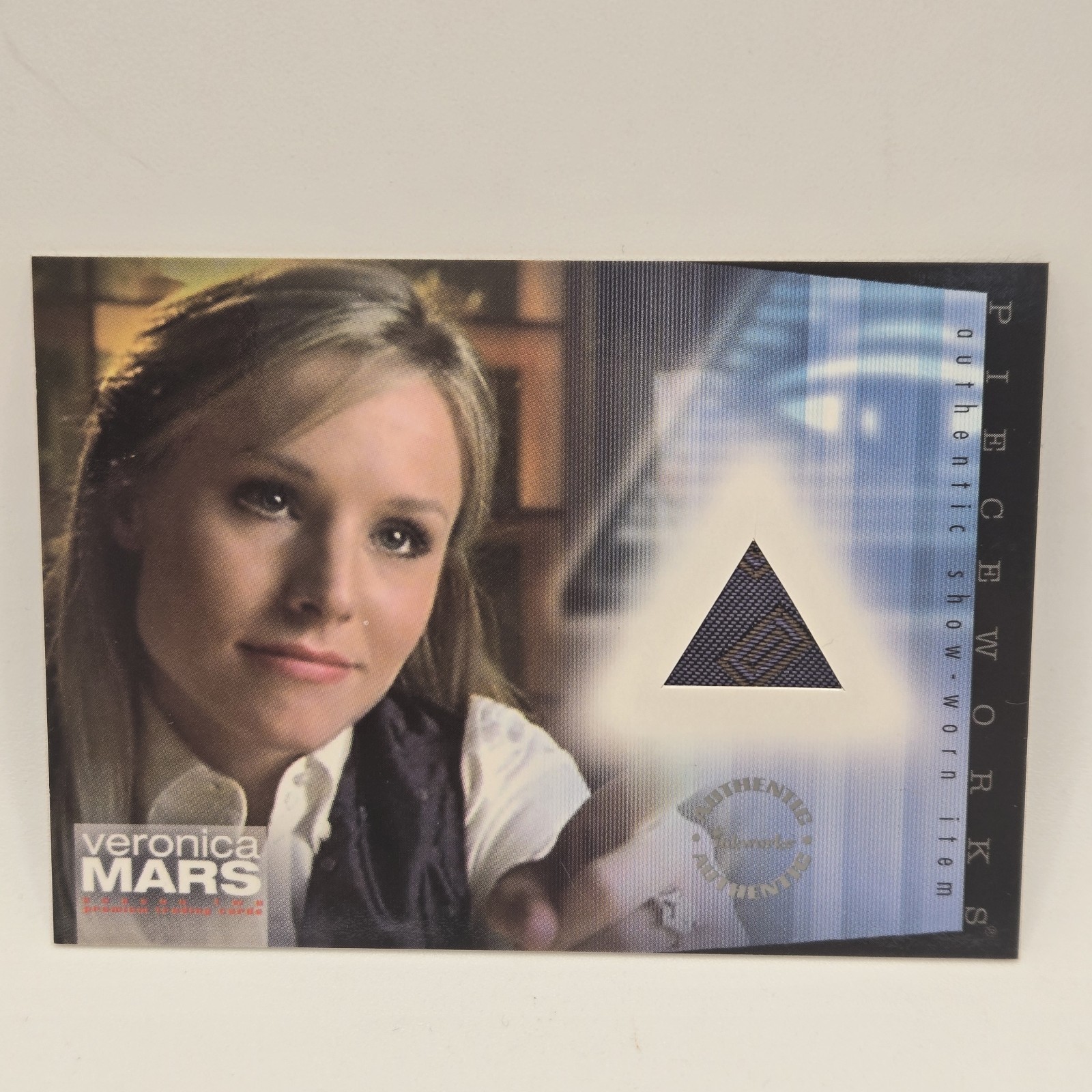 2007 Inkworks Veronica Mars Season 2 Pieceworks Costume Worn PW-1 Kristen Bell