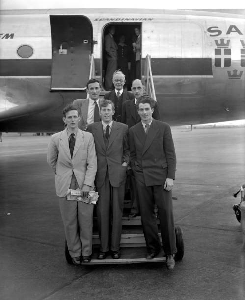 British athletes Heathrow Airport before leaving Oslo compete - 1951 Old Photo