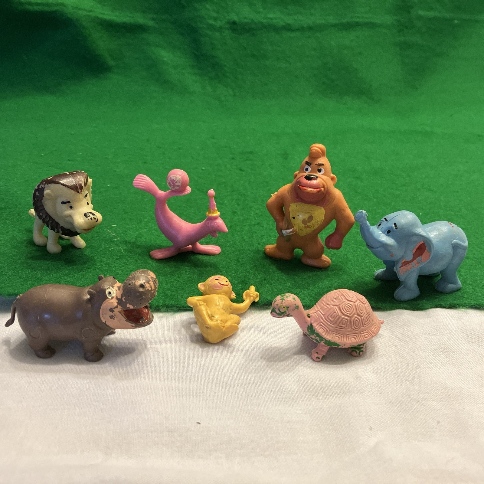 Vintage Dime Store Toys Plastic Magilla Gorilla Dumbo 1950’s-1970’s Mini Figures