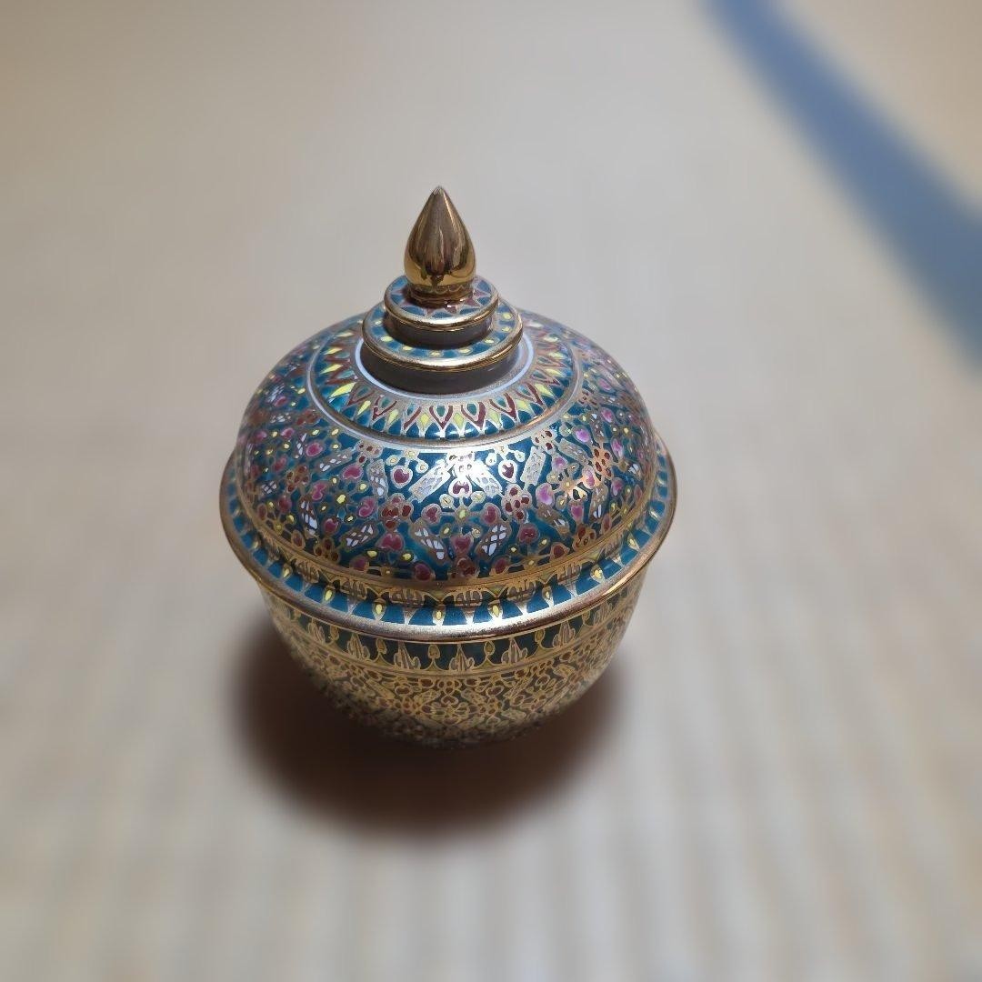 Thai Benjarong Pottery with Lid Hand-painted Gold Decoration Collectible