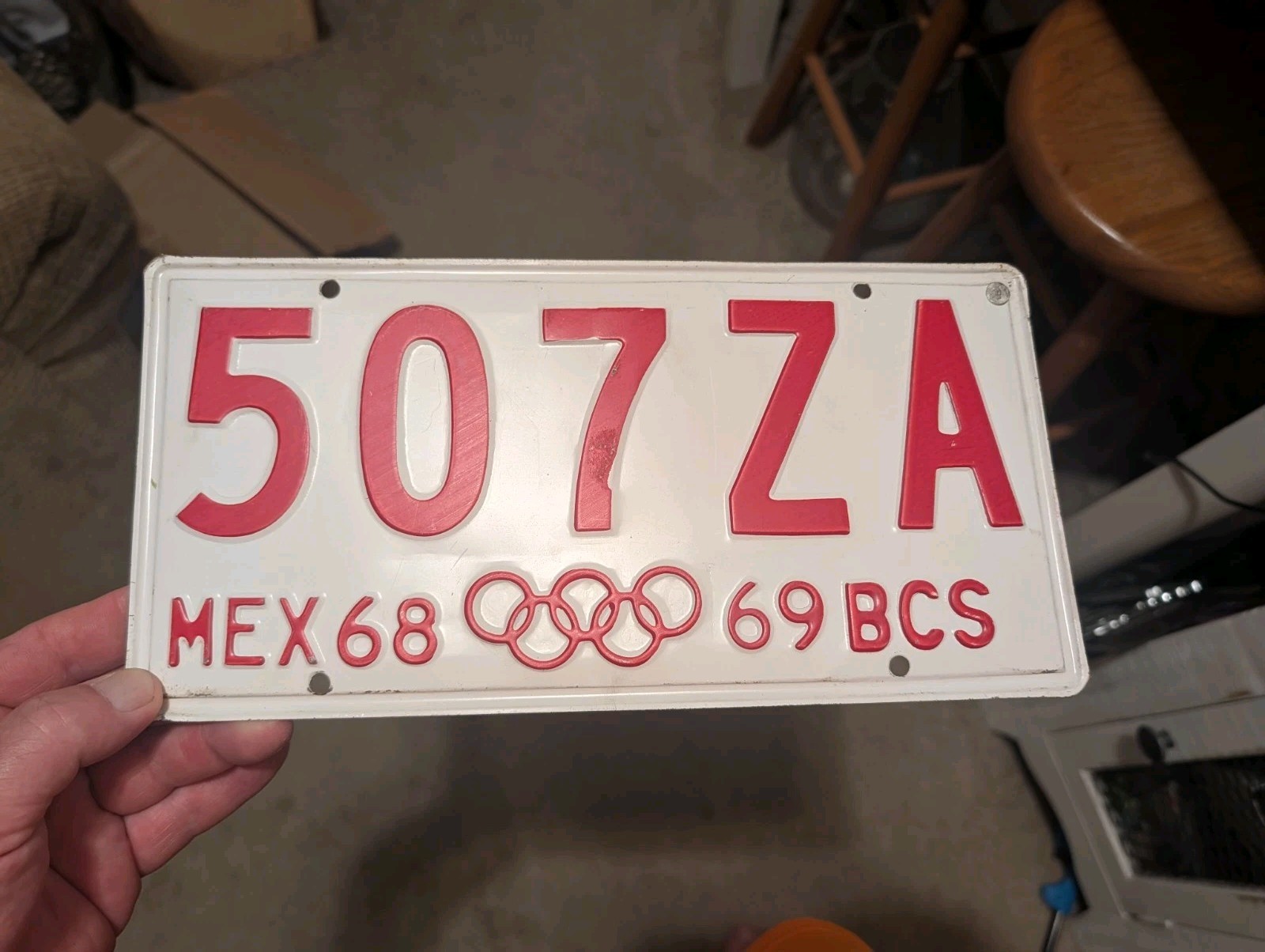 A++ NEAR MINT 1968-1969 HIGH QUALITY MEXICO OLYMPICS LICENSE PLATE