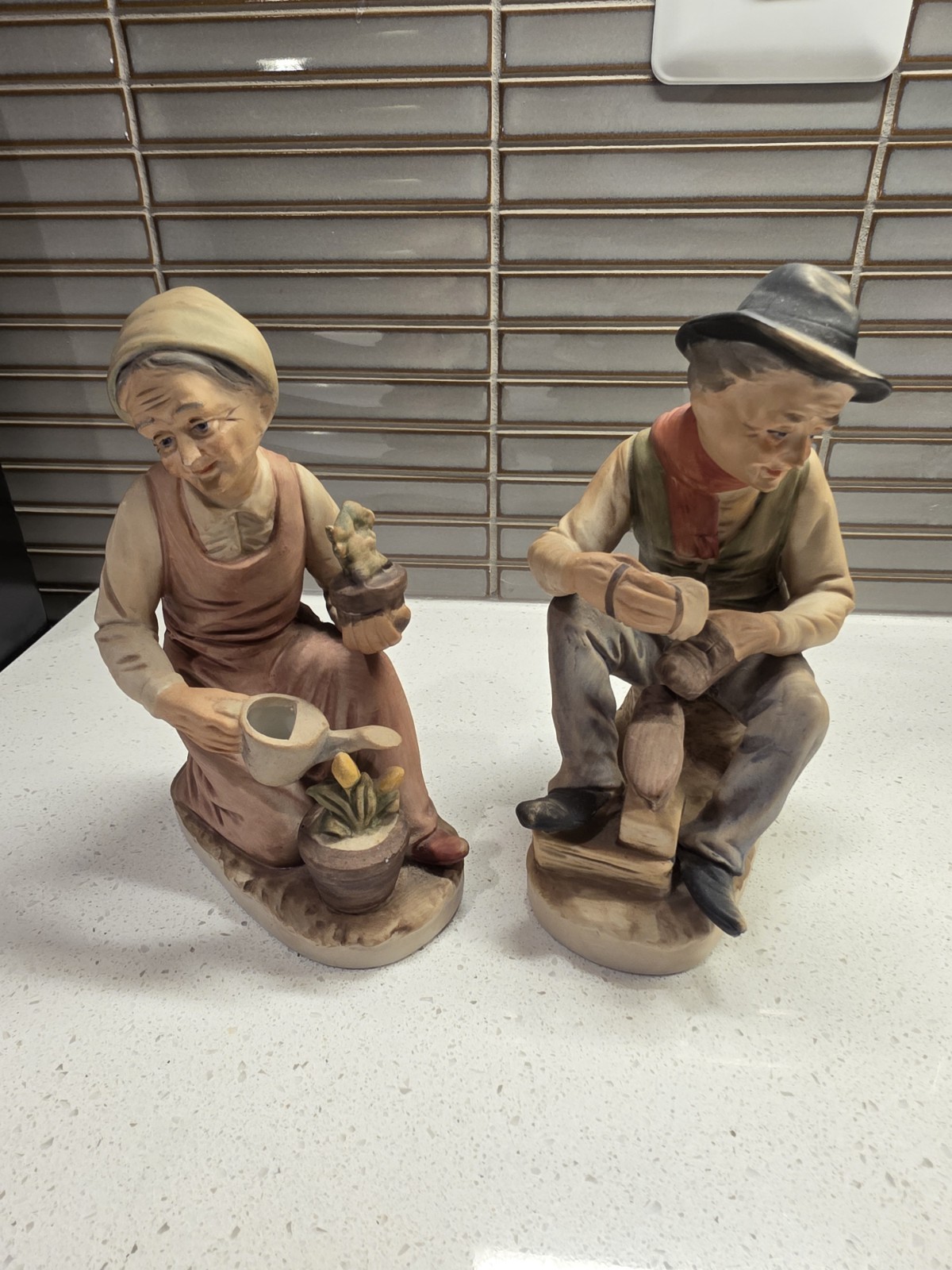 VTG Homco Old Man Shoe Shiner & Women watering flowers Figurines