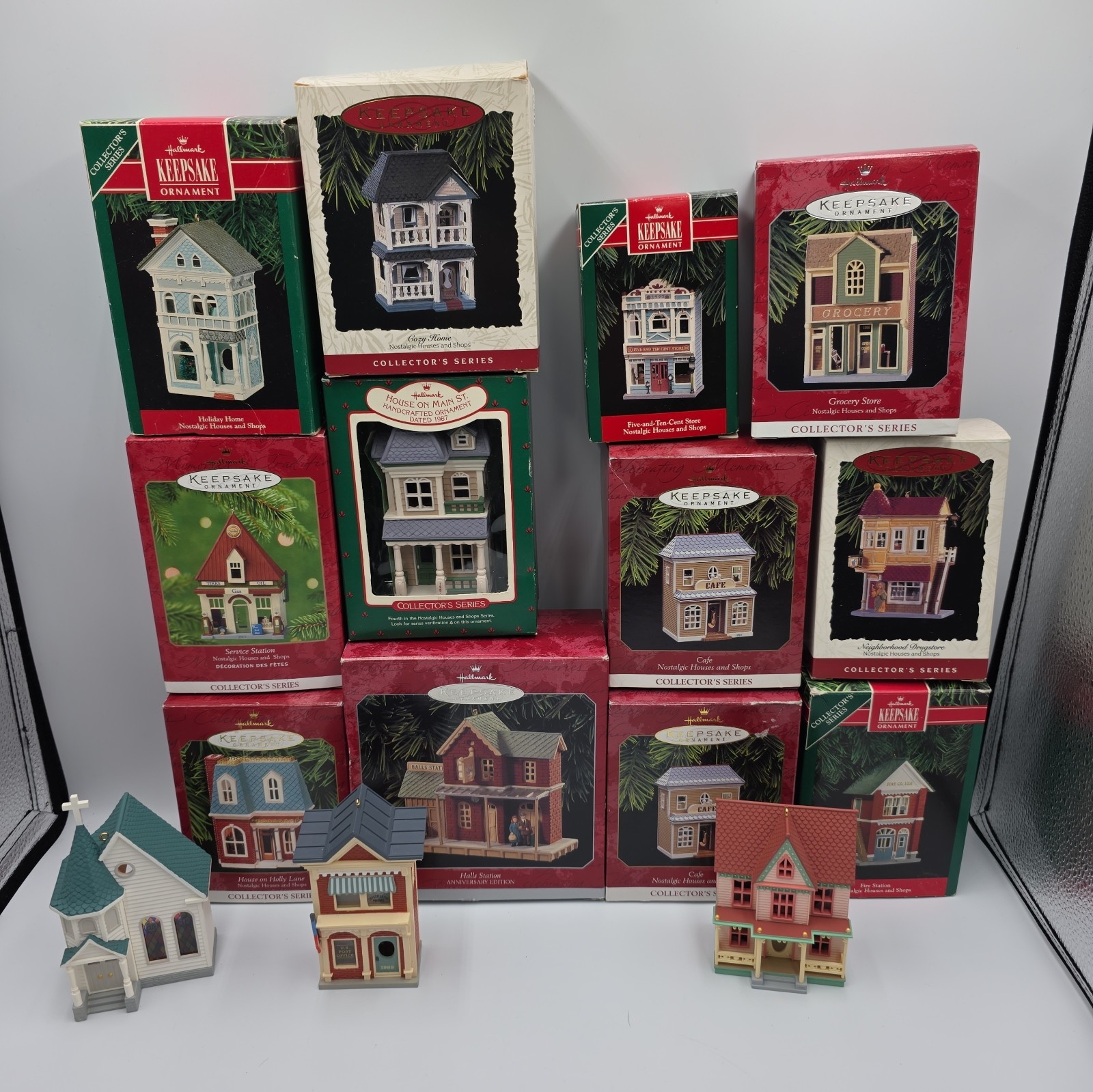 VTG Hallmark Keepsake Ornaments Lot Nostalgic Houses Shops Village Collection 15