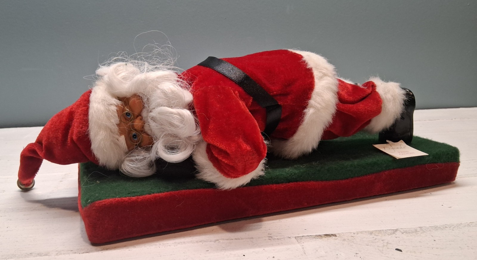 2010 Gemmy Legends of Old St Nick Christmas Push Up Santa Rocky Theme Song Works