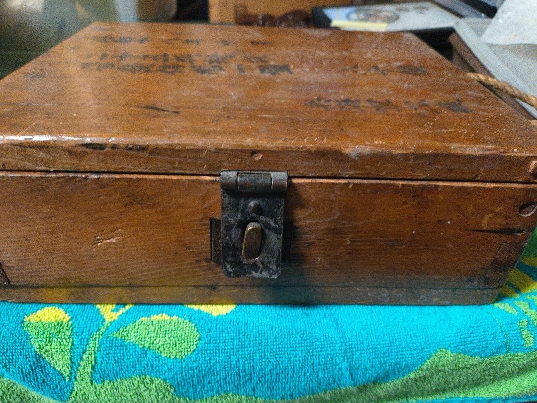 WWII Japanese Mortar Fuse Wood Box 1944 Admiralty Islands Bring-Back Named USN