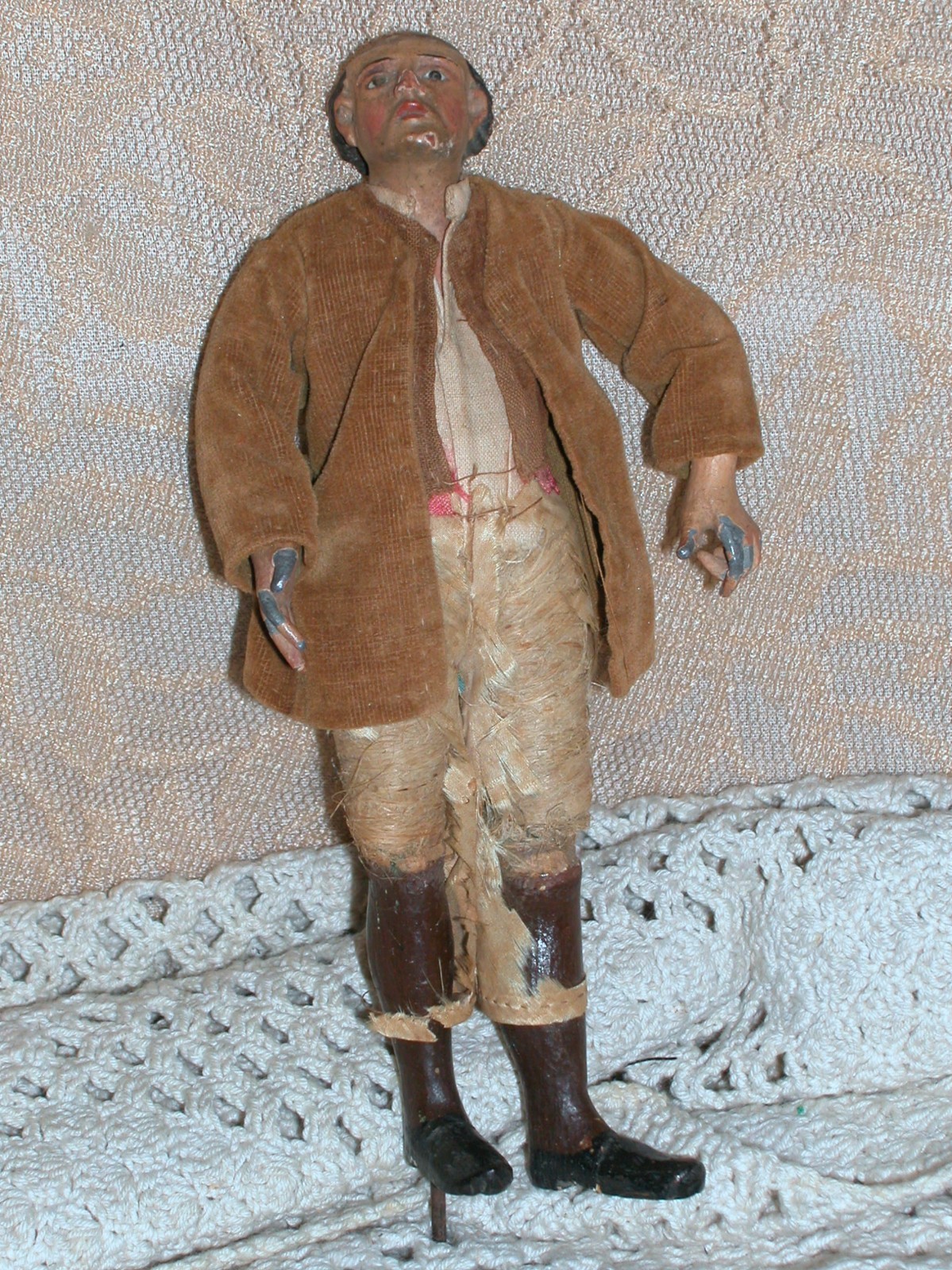 Early Antique Neapolitan Terracotta  Creche Figure Man 7-1/2