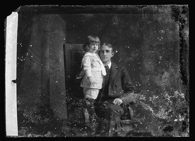 Photo:Fraser G.C. Man and Child Portrait 1894-1901