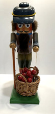 Vintage Steinbach Volkskunst Wooden Farmer Gardener Nutcracker Apple Bushel 14