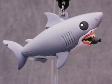 JAWS NEW * Bruce Diving Tank Clip * Blind Bag Key 50th Anniversary Monogram picture