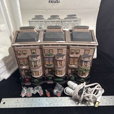 Department 56 Dickens Village Mulberrie Court Lighted w Cords # 58345 Freeship picture