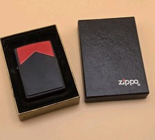 1994 Vintage Marlboro Zippo Lighter Red Roof Design picture