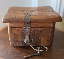 Vintage Wormwood Trinket Chest with 