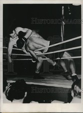 1937 Press Photo Francisco Risiglione vs Joe Tierney Amateur boxing Dallas Texas picture
