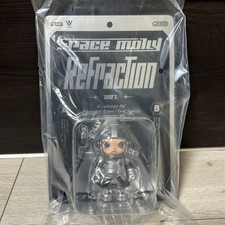 POP MART MEGA SPACE MOLLY 100% Refraction Figure from Japan F/S picture