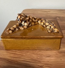 vintage Royal Haeger ceramic trinket box. R631 USA picture