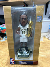 NBA Khris Middleton Milwaukee Bucks 2021 Champions Bobblehead w/ Trophy picture