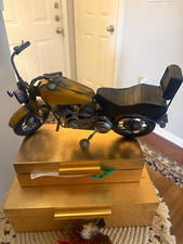 Vintage Metal Motorcycle Diecast Model Replica w/ Sidecar Seat, Gold/Black picture