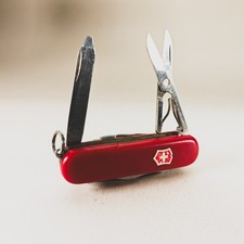 Victorinox Midnight Manager 58mm Red With Red LED And Pen 58mm picture