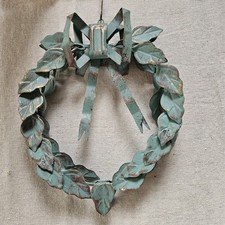 VTG 1999 Enesco Tole Ware Metal Magnolia Holiday Wreath w/Bow Green Gold Gilded picture