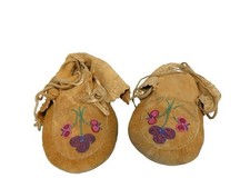 Antique 1920s Old Cree Native Beaded Moccasins picture