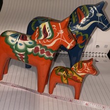 3 Vintage Nils Olsson Sweden Folk Art Swedish Horses Christmas Decor Blue , Red/ picture