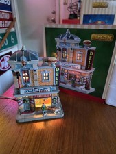 2018 Lemax Hard To Find David's Deli Christmas #85359 With Box picture