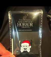 Universal Studios Halloween Horror Nights Bag Accessory Pin, Amusement Parks picture