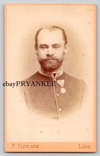 1870s LINZ AUSTRIA Zugsfuhrer KUK MEDAL Military Uniform CDV PHOTO by VISMARA picture