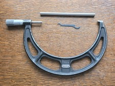 Vintage Starrett No. 436 7-8” Outside Micrometer w/7