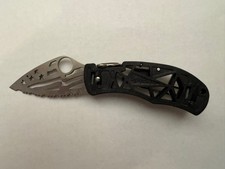 Spyderco C35SBK “Q” USA FLAG skeletonized knife NIB picture